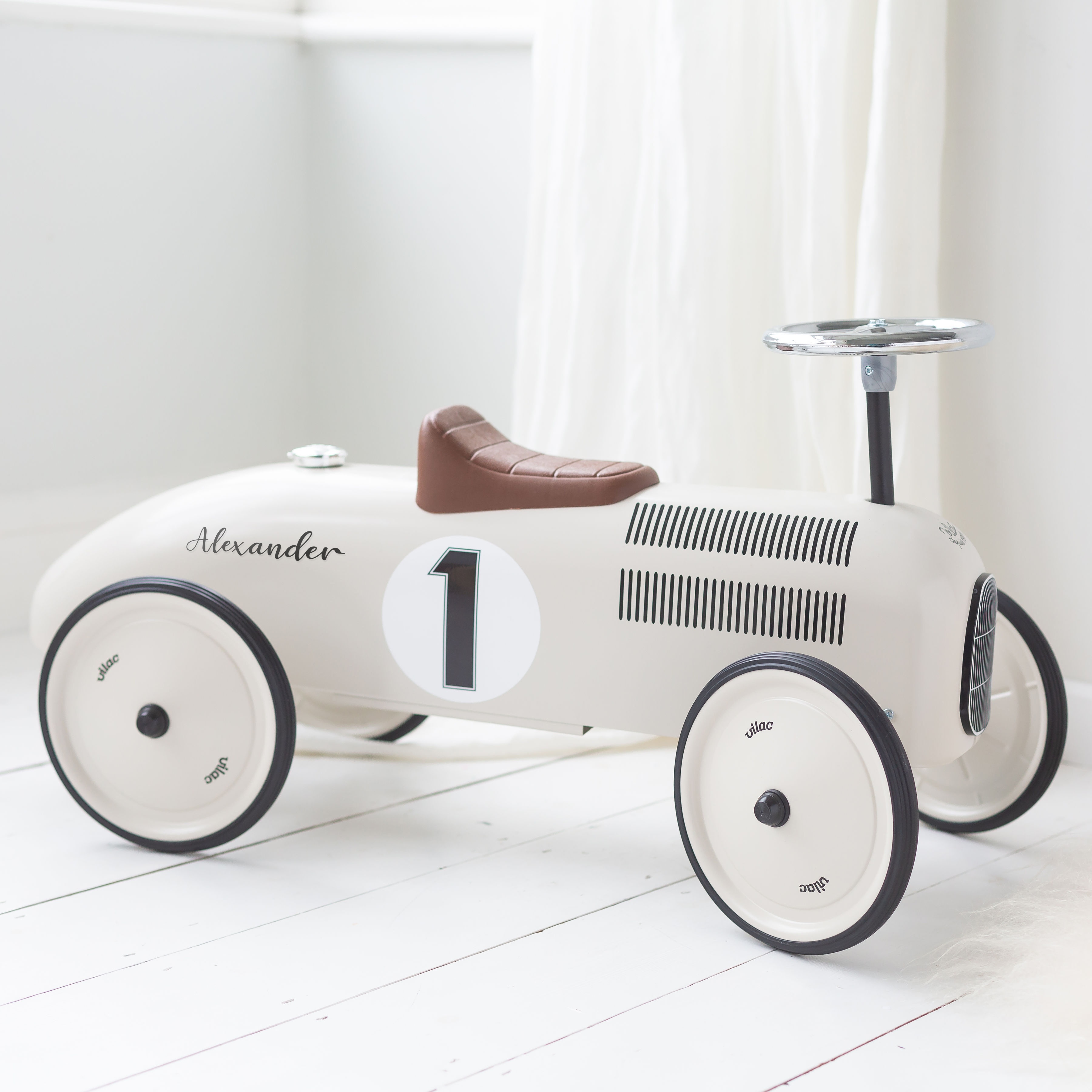 personalised ride on car